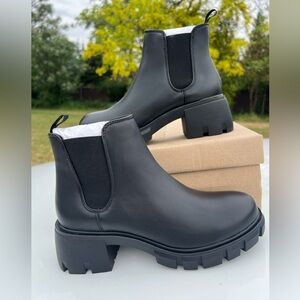 Steve Madden Black Chunky Chelsea Lug Ankle Boots